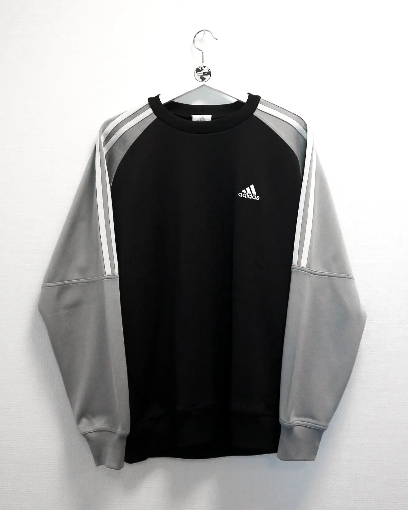 Adidas sweater M