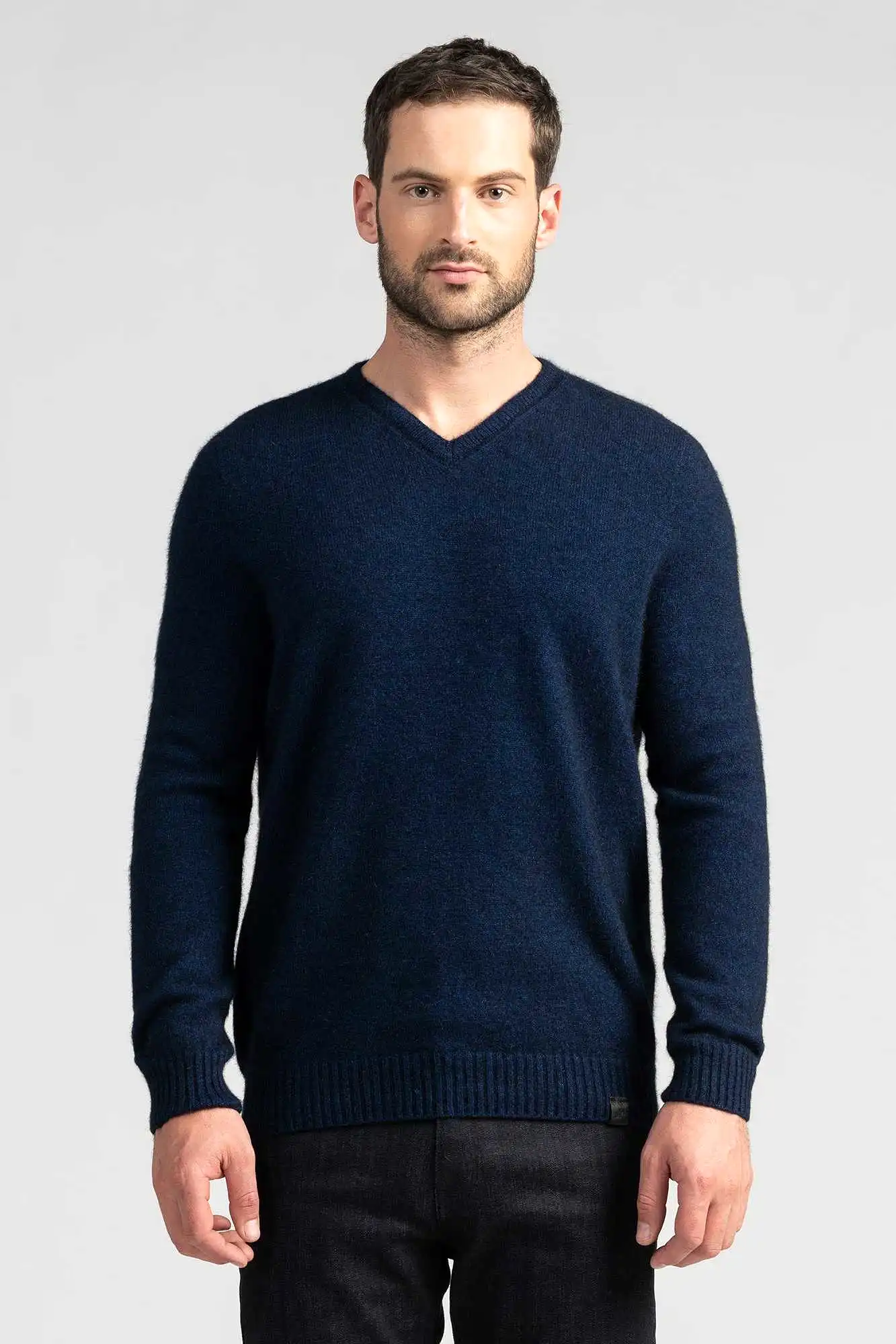 Mens Classic V Sweater - Zephyr