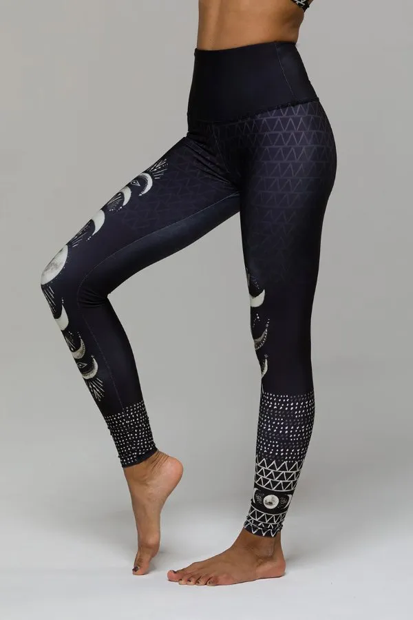 ONZIE // HIGH RISE GRAPHIC LEGGING - LAS LUNAS