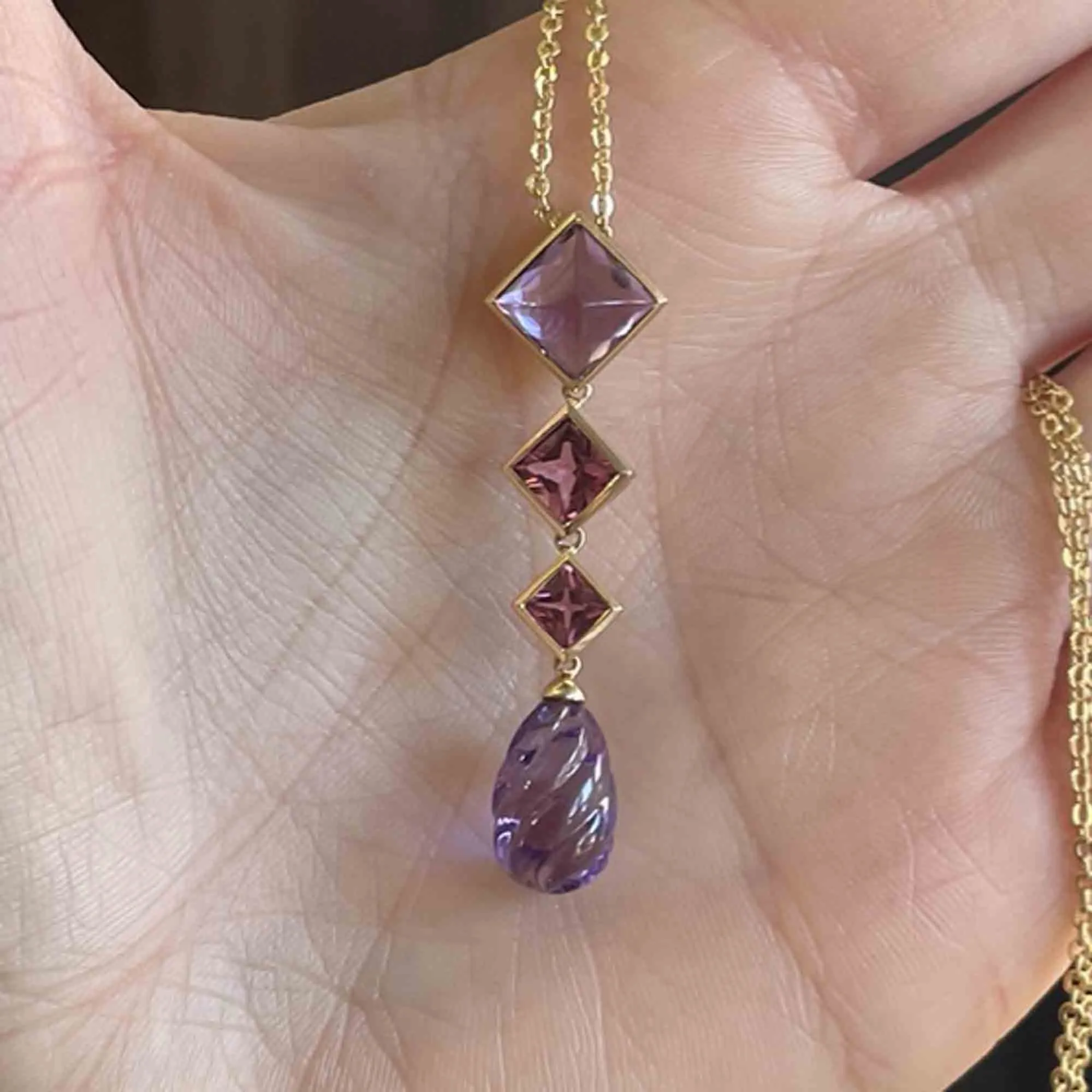 Vintage 14K Gold Tourmaline Sugarloaf Amethyst Pendant Necklace